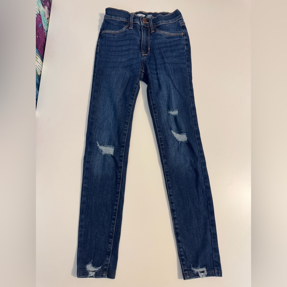 Old Navy Balletina distressed jeans